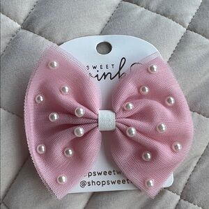 💕 PRETTY PEARL TULLE BOW CLIP